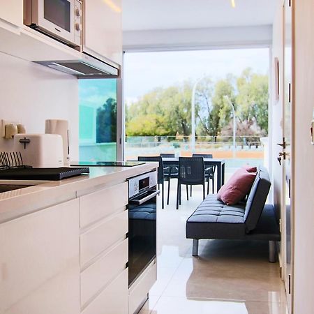 Ferienwohnung Phaedrus Living - Seaside Luxury Flat Harbour 105 Paphos Exterior foto